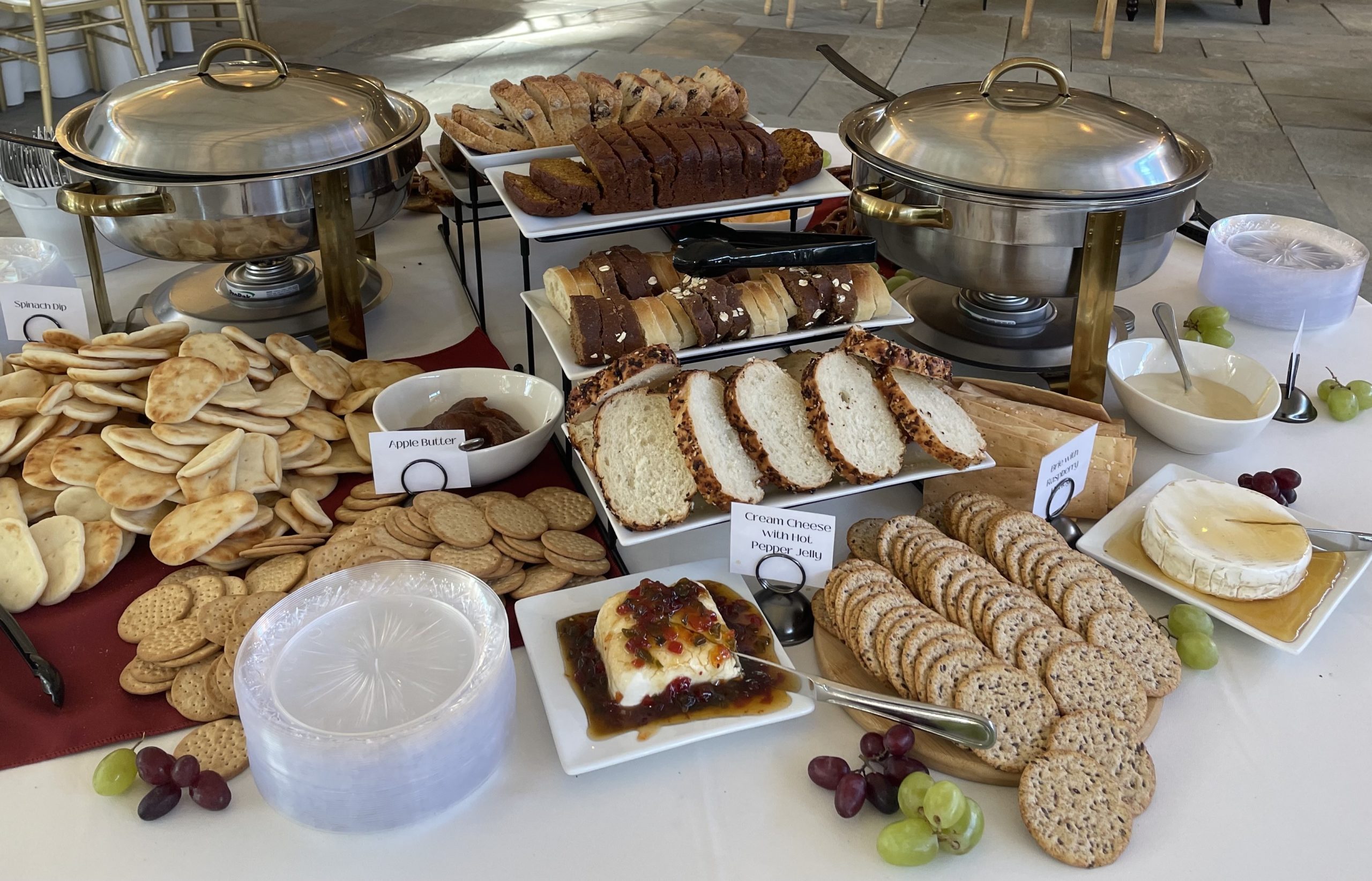 Catering Food / Bread and Crackers